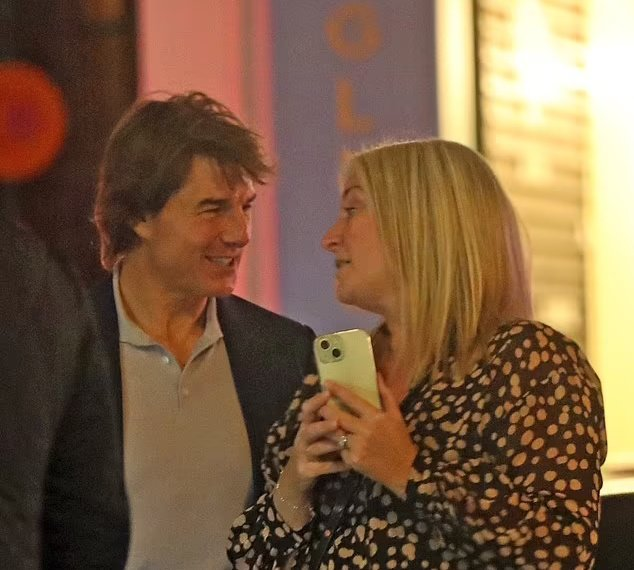 Tom Cruise and Ana de Armas romance gossip intensifies! Spotted in London on a Valentine's dinner date 💖✨